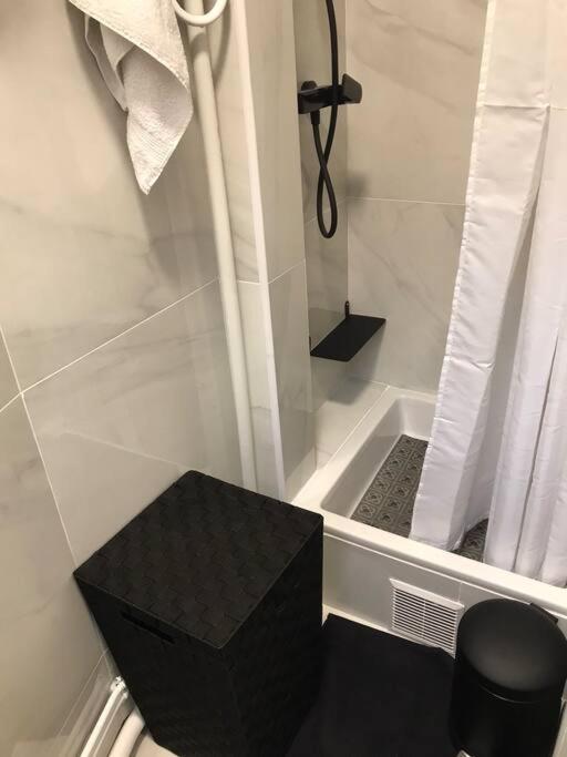 Charmant Appartement Cosy 2 Pieces Paris 15E מראה חיצוני תמונה